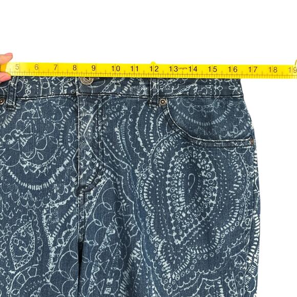 Chico's Platinum Denim Paisley Print Button Pockets Jeans Size 8 / Medium (1) - Picture 5 of 7